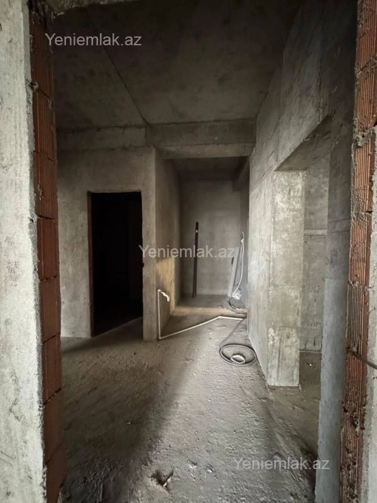 Satılır 2 otaqlı yeni tikili 100 m²