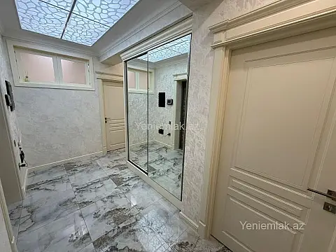 Satılır 3 otaqlı yeni tikili 83 m²