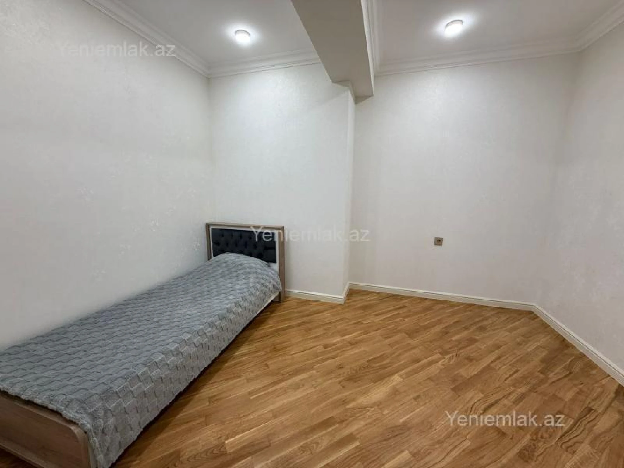 Satılır 3 otaqlı yeni tikili 83 m²