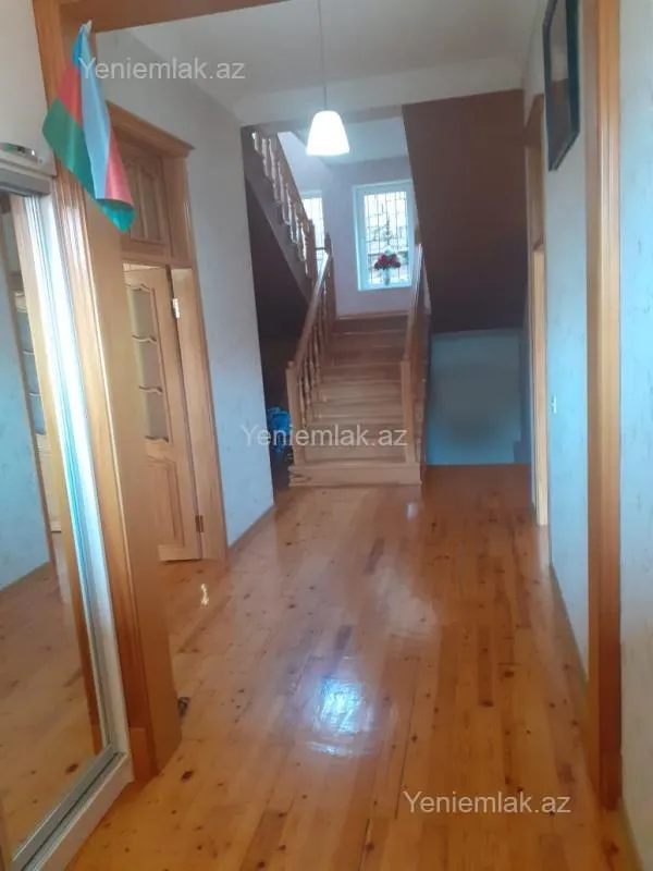 Satılır 6 otaqlı həyət evi 170 m²
