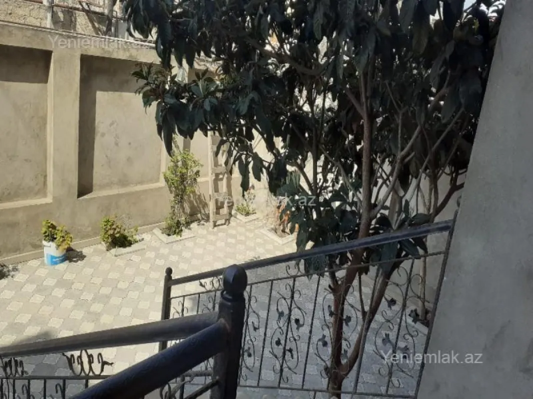 Satılır 6 otaqlı həyət evi 170 m²
