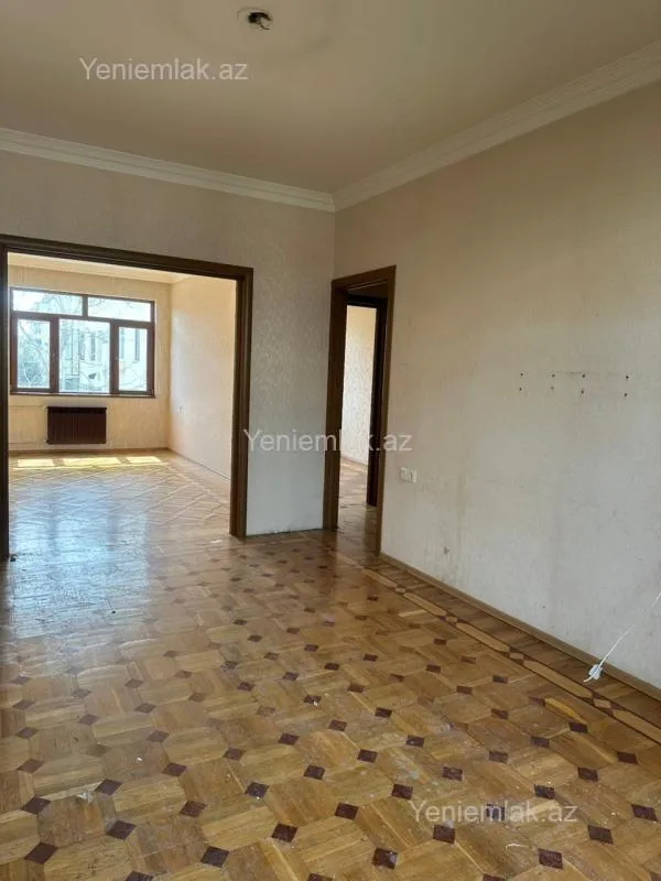 Satılır 3 otaqlı köhnə tikili 61 m²