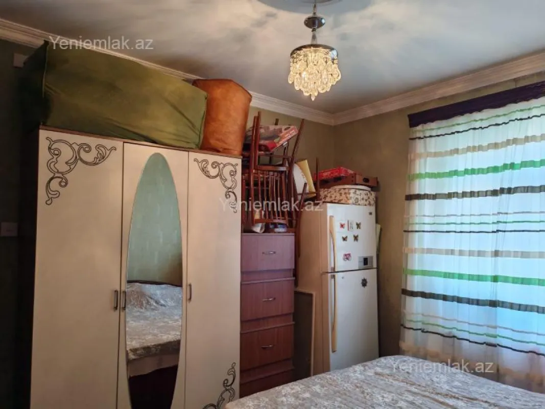 Satılır 2 otaqlı köhnə tikili 56 m²