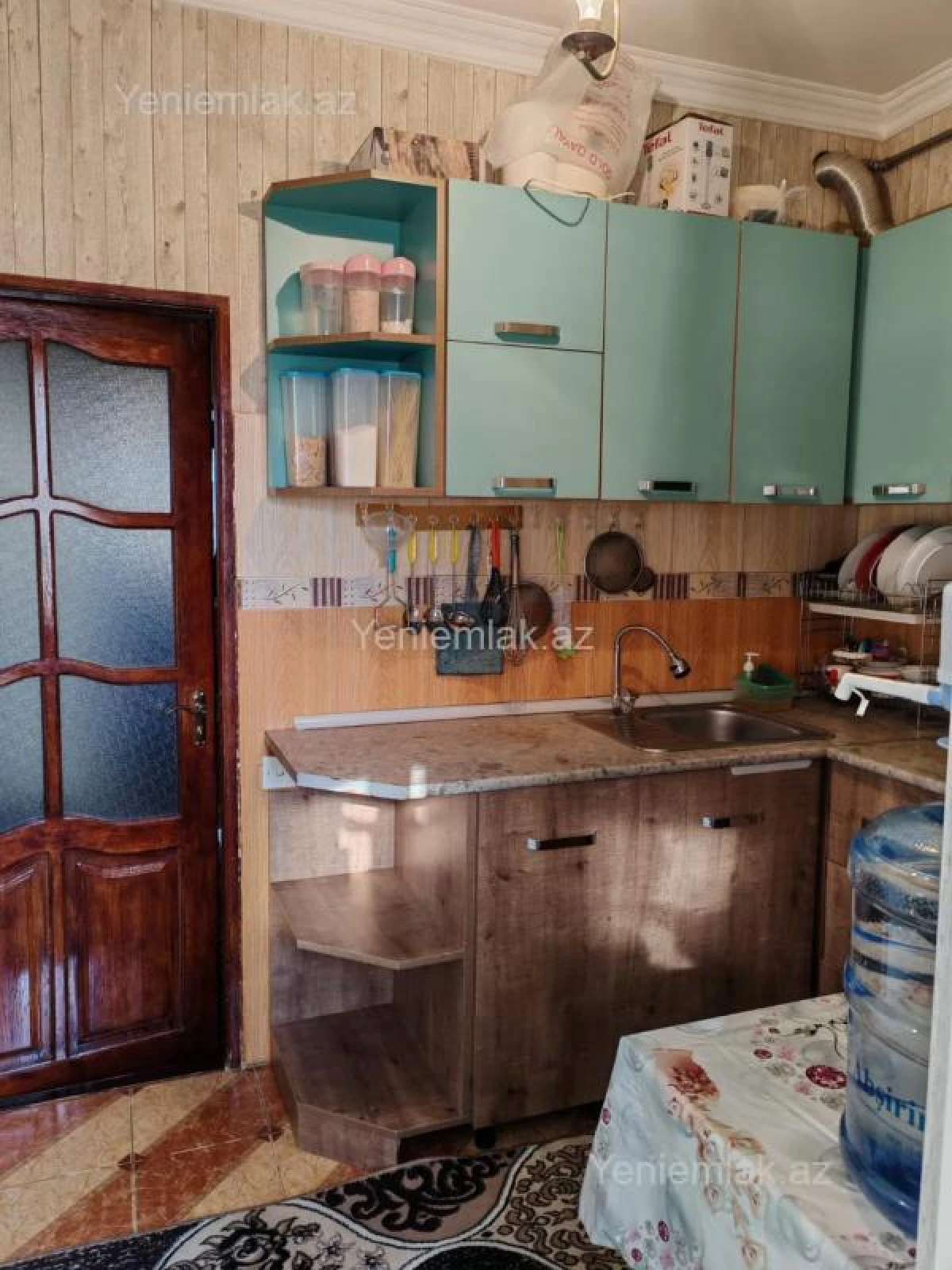 Satılır 2 otaqlı köhnə tikili 56 m²