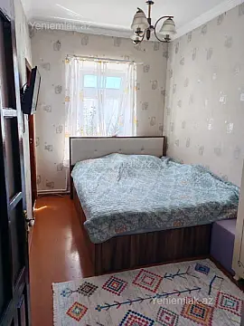 Satılır 2 otaqlı köhnə tikili 56 m²