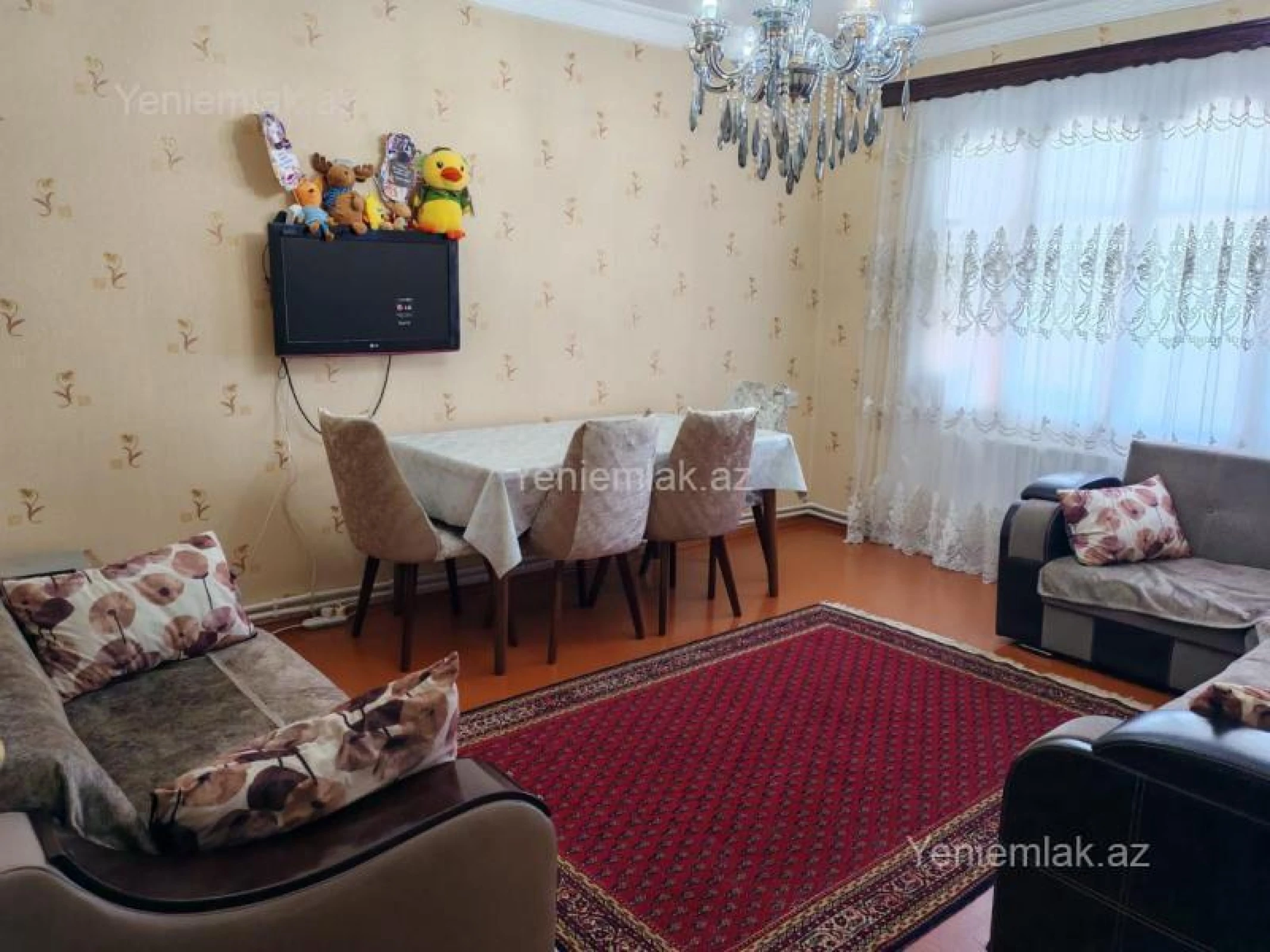 Satılır 2 otaqlı köhnə tikili 56 m²