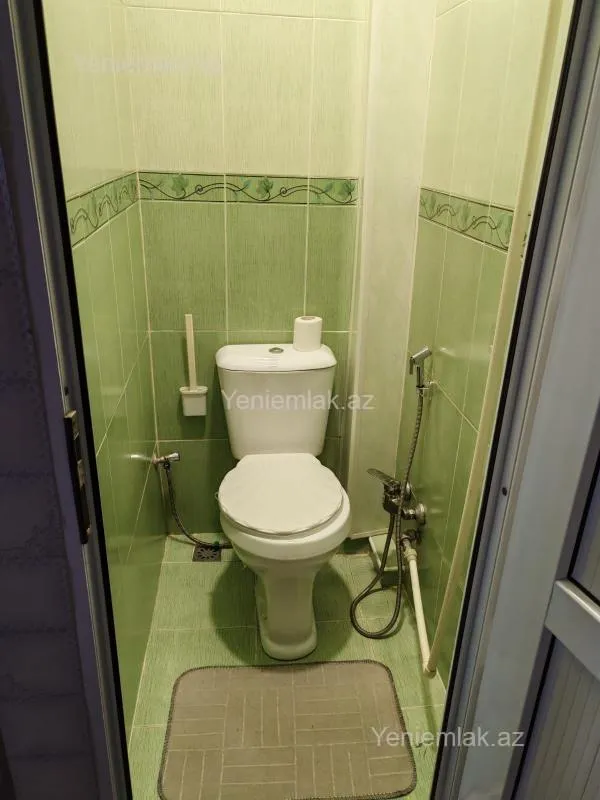 Satılır 2 otaqlı köhnə tikili 56 m²