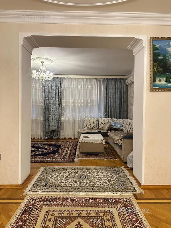 Satılır 4 otaqlı köhnə tikili 100.5 m²