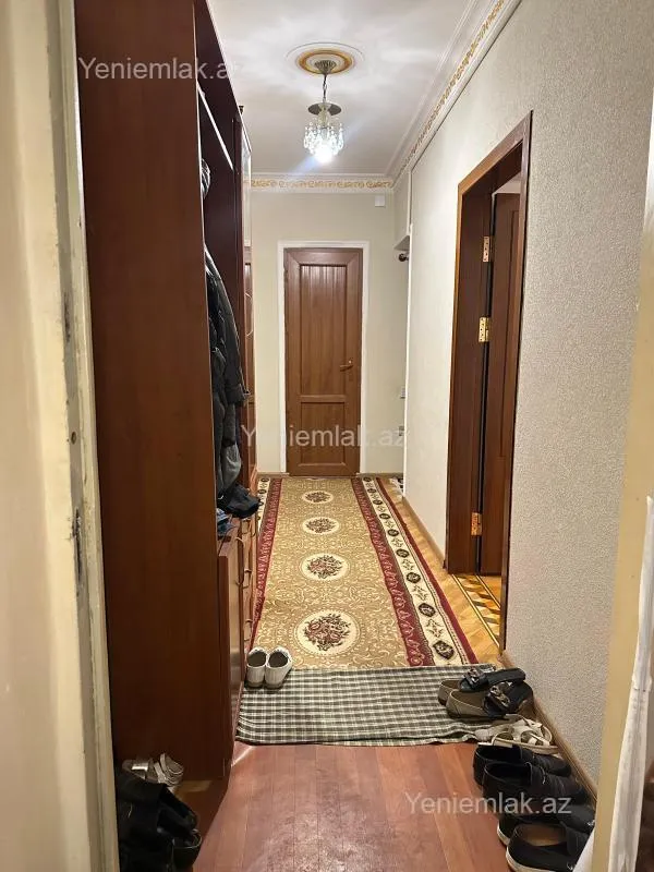 Satılır 4 otaqlı köhnə tikili 100.5 m²