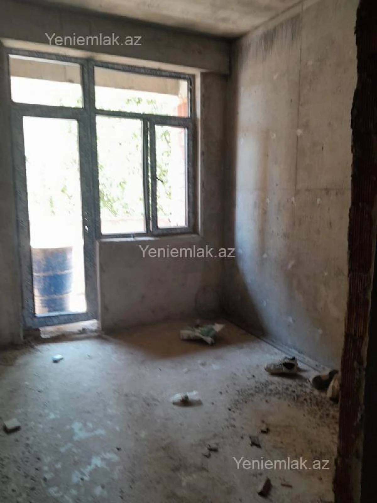 Satılır 1 otaqlı yeni tikili 72 m²