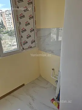 Satılır 1 otaqlı köhnə tikili 27 m²