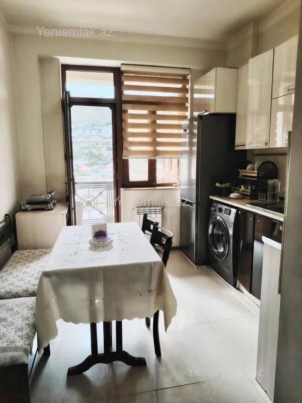 Satılır 3 otaqlı yeni tikili 96 m²