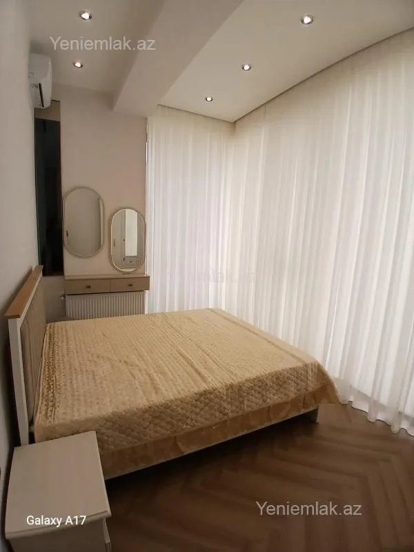 Satılır 3 otaqlı yeni tikili 75 m²