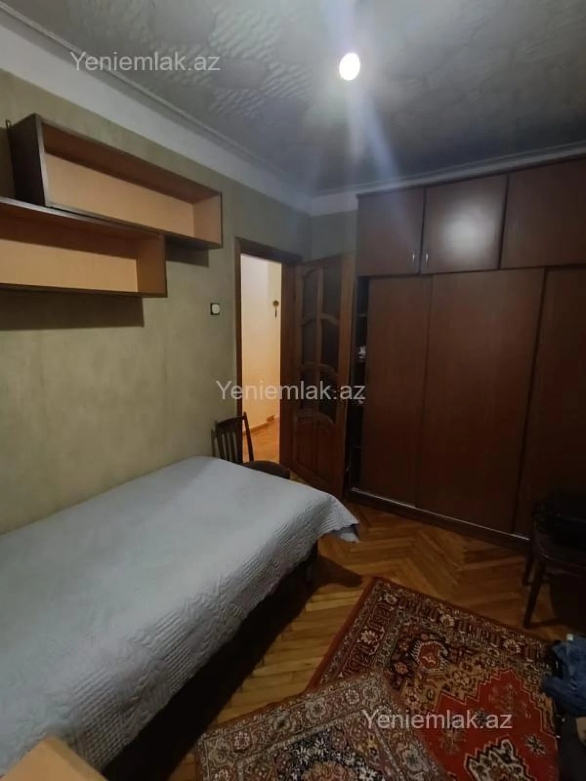 Satılır 3 otaqlı köhnə tikili 72 m²