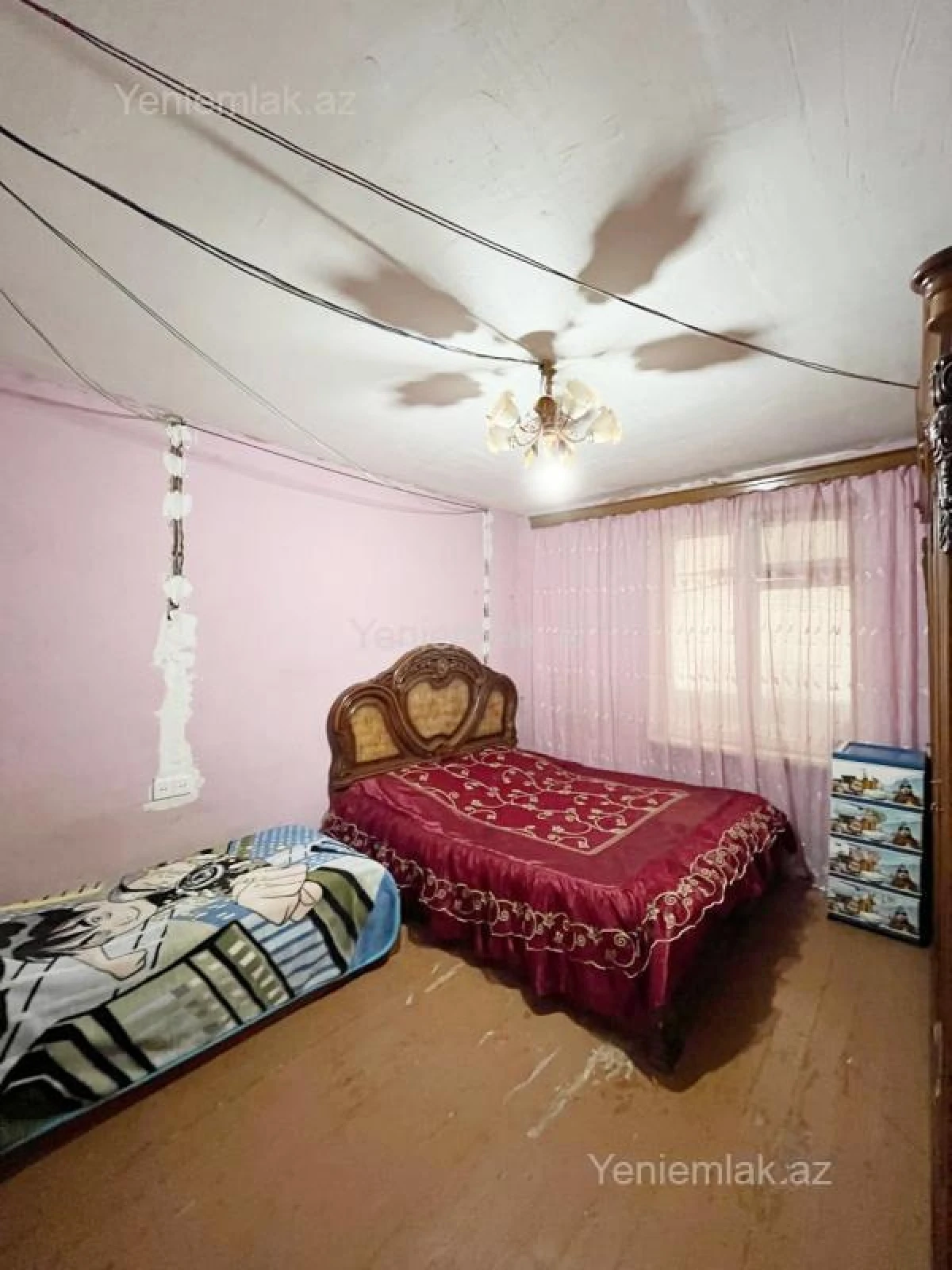 Satılır 2 otaqlı köhnə tikili 62 m²