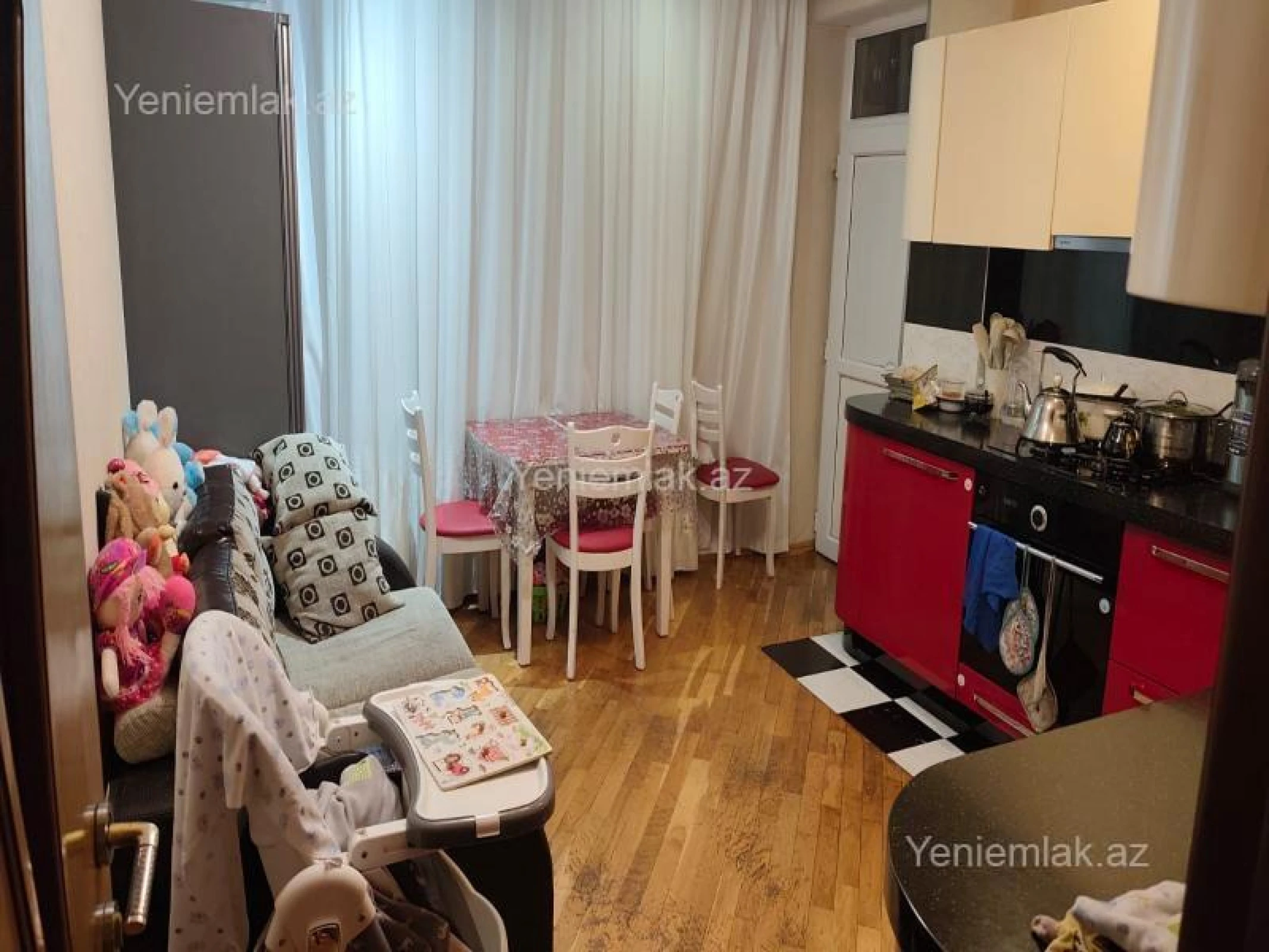 Satılır 3 otaqlı yeni tikili 120 m²