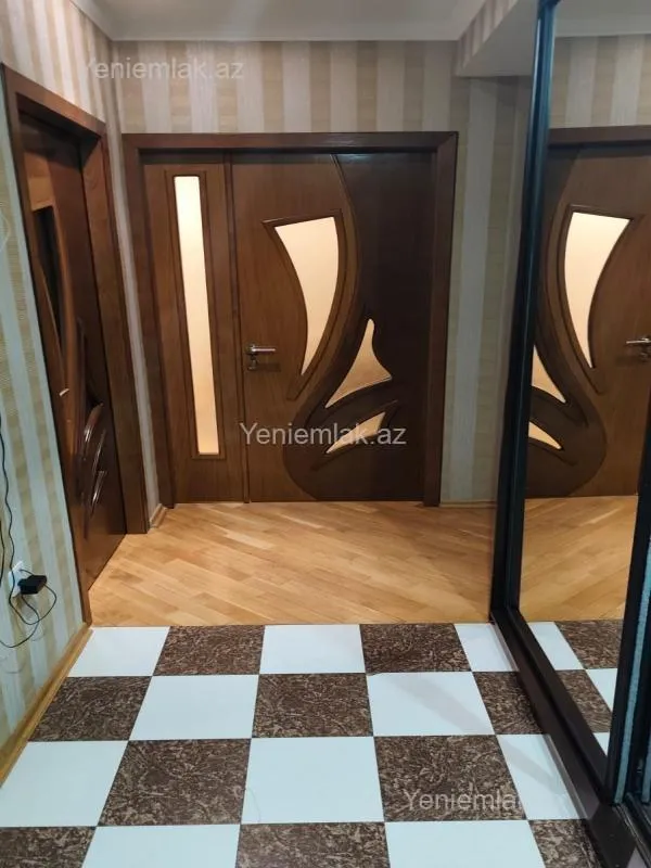 Satılır 3 otaqlı yeni tikili 120 m²