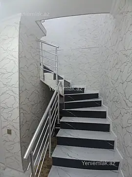 Satılır 4 otaqlı həyət evi 105 m²