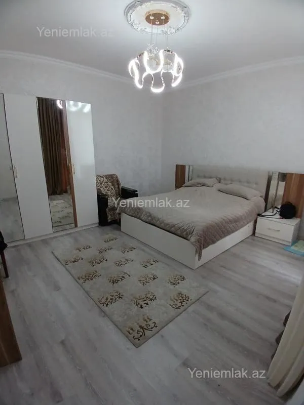 Satılır 4 otaqlı həyət evi 105 m²