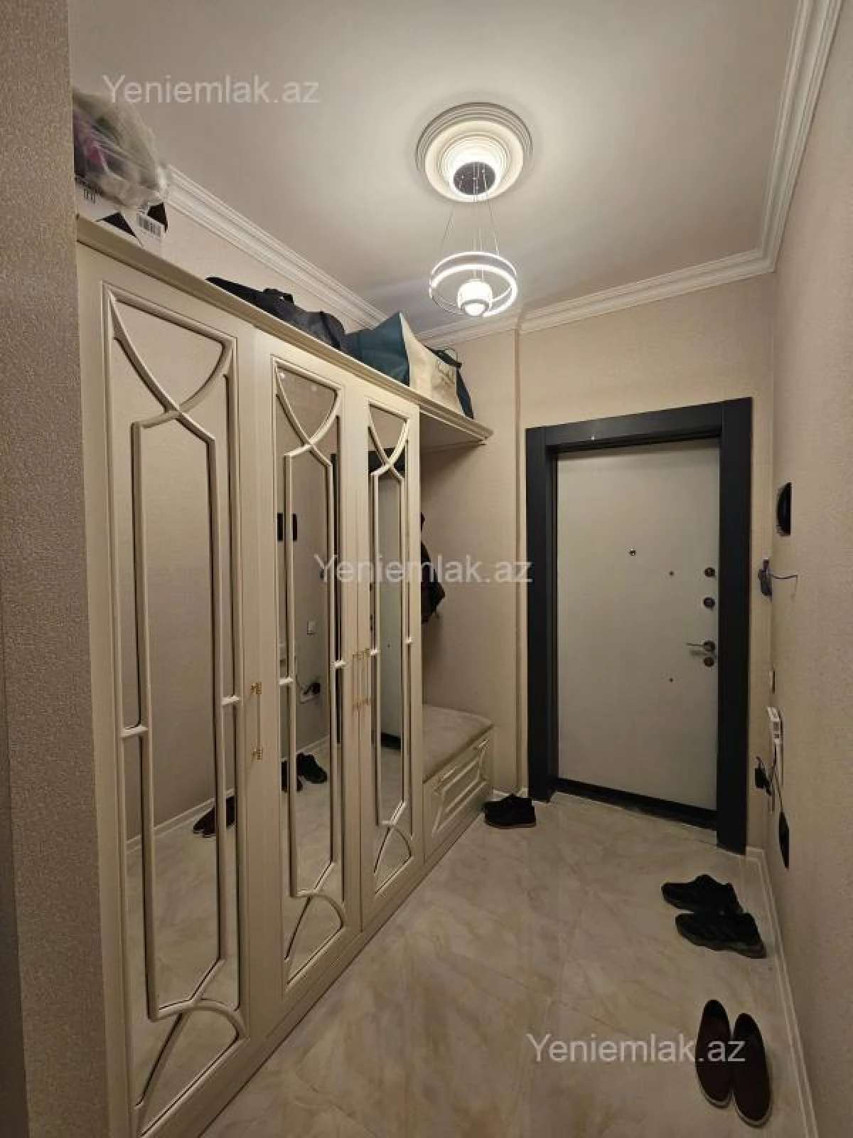 Satılır 3 otaqlı yeni tikili 97 m²