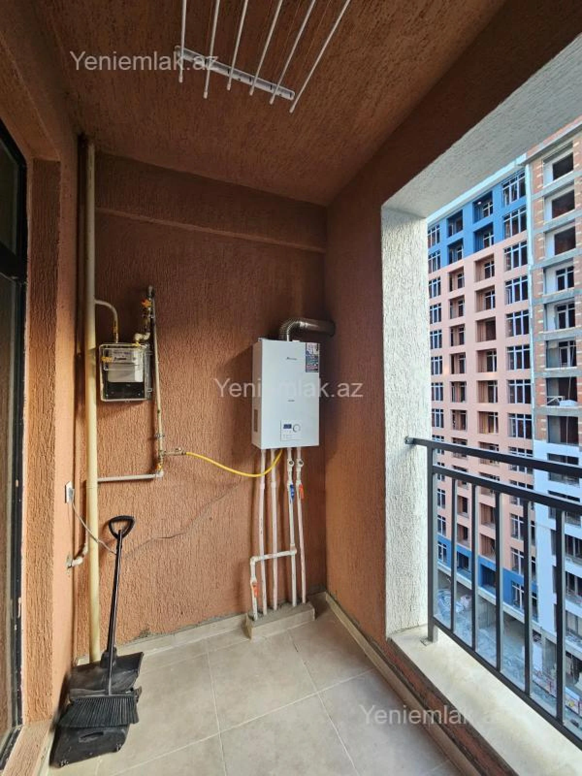 Satılır 3 otaqlı yeni tikili 97 m²