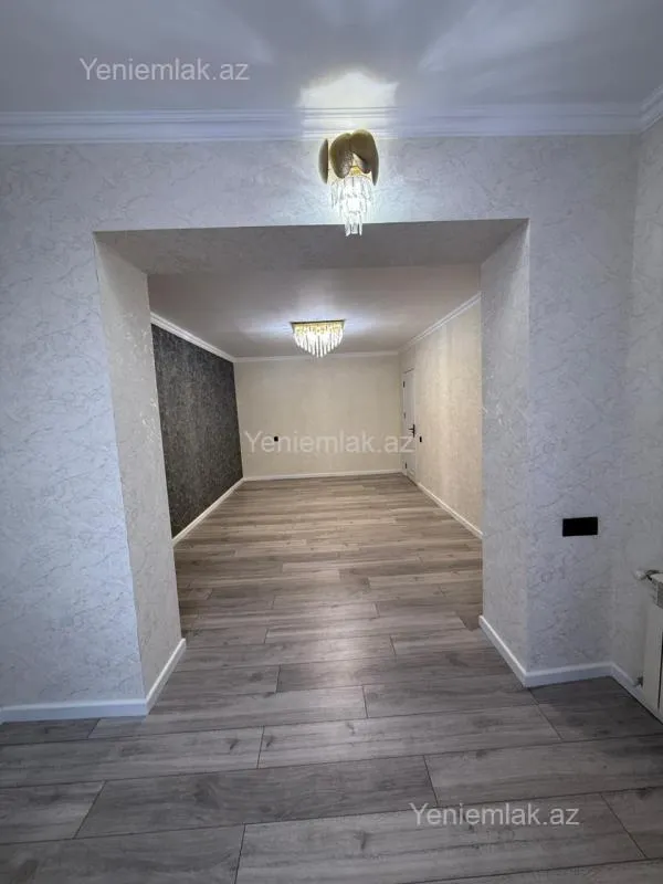 Satılır 3 otaqlı köhnə tikili 85 m²