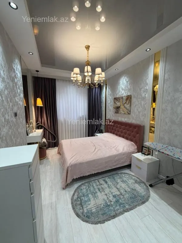 Satılır 3 otaqlı yeni tikili 75 m²