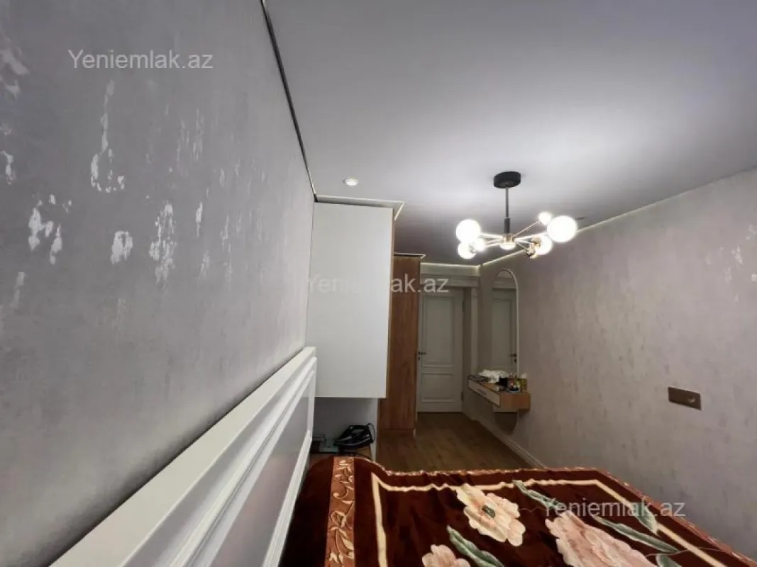 Satılır 3 otaqlı köhnə tikili 72 m²