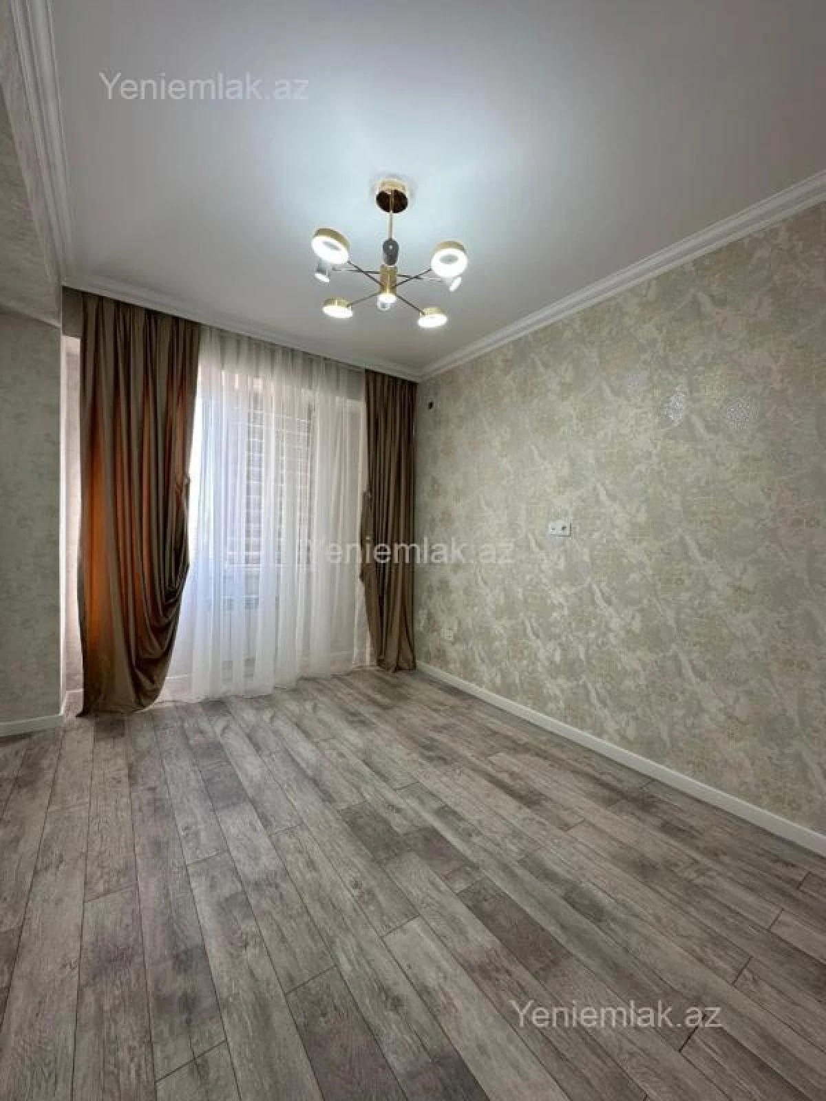 Satılır 2 otaqlı yeni tikili 80 m²