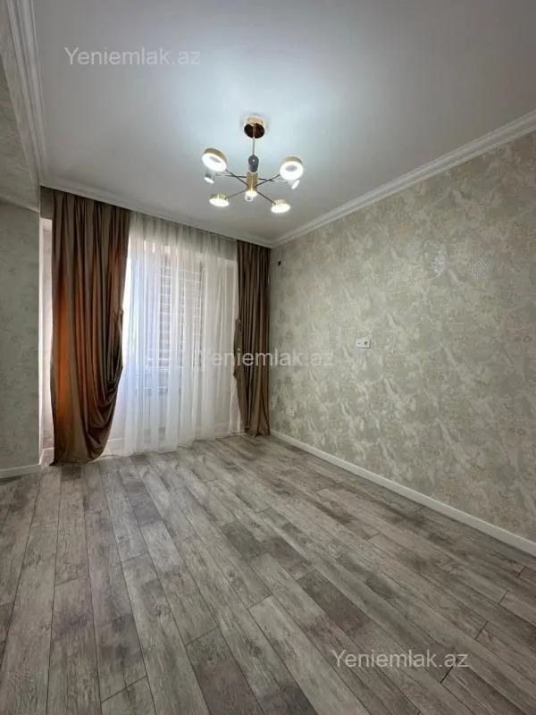 Satılır 2 otaqlı yeni tikili 80 m²
