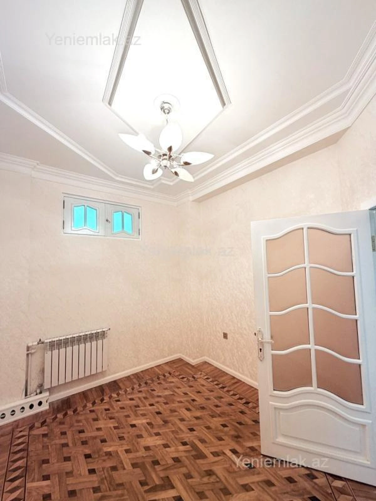 Satılır 3 otaqlı yeni tikili 85 m²