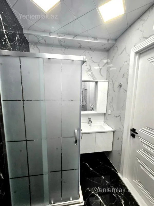 Satılır 3 otaqlı yeni tikili 95 m²