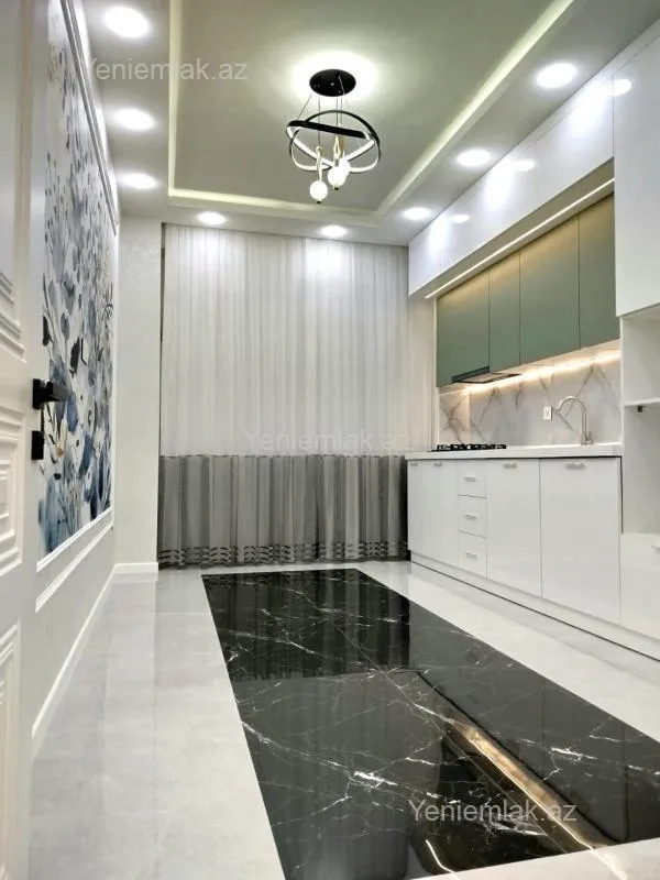 Satılır 3 otaqlı yeni tikili 95 m²
