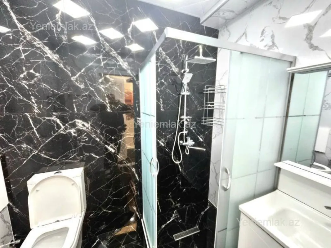 Satılır 3 otaqlı yeni tikili 95 m²