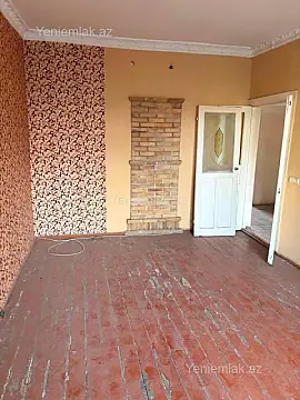 Satılır 3 otaqlı köhnə tikili 80 m²