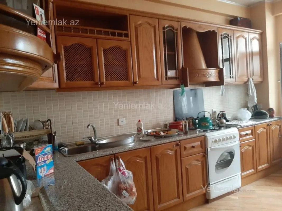 Satılır 4 otaqlı yeni tikili 110 m²