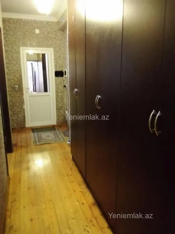 Satılır 3 otaqlı yeni tikili 70 m²