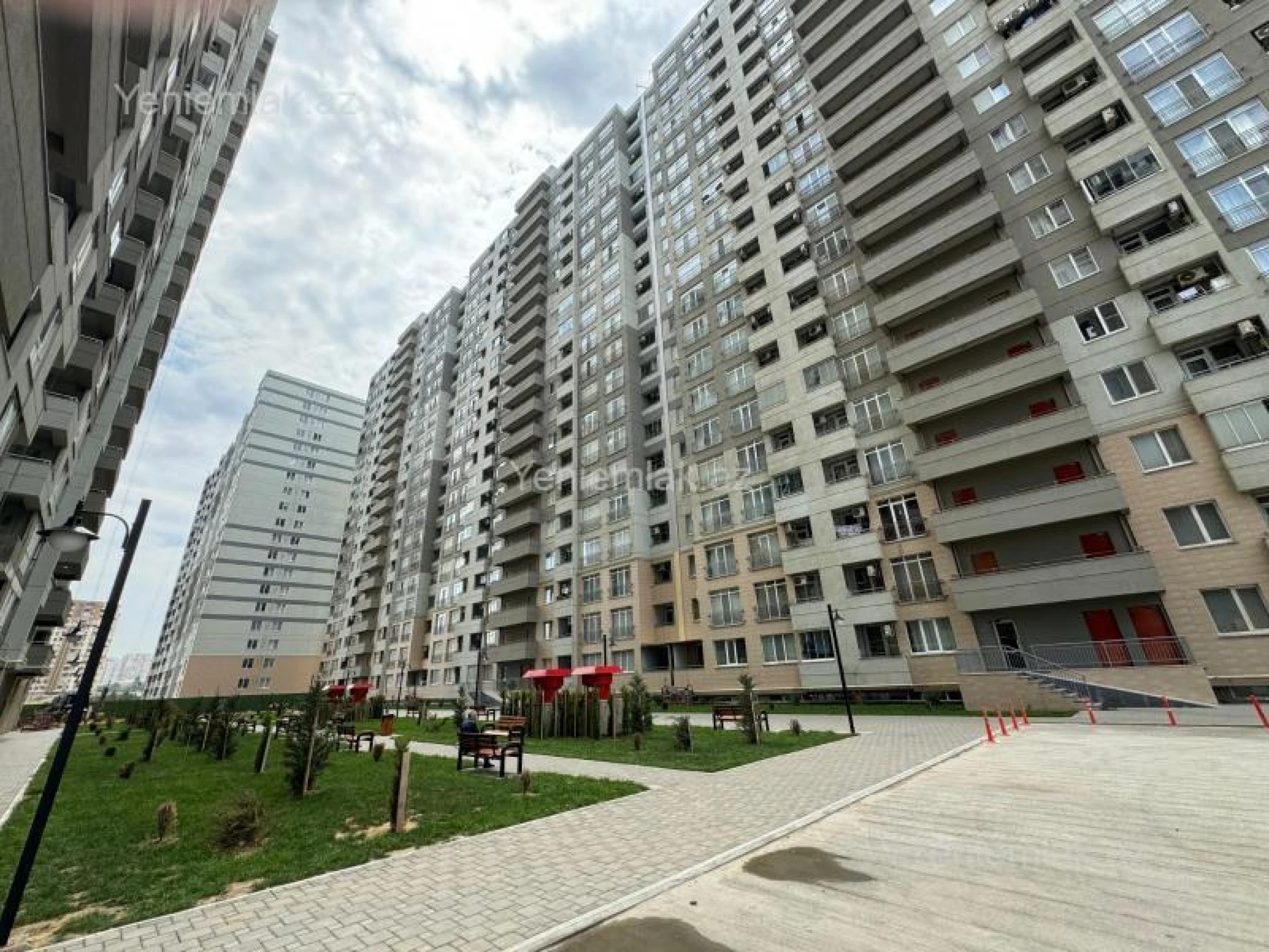 Satılır 2 otaqlı yeni tikili 45 m²