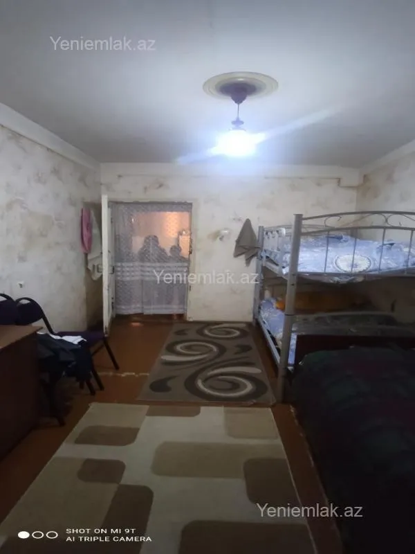 Satılır 3 otaqlı köhnə tikili 76 m²