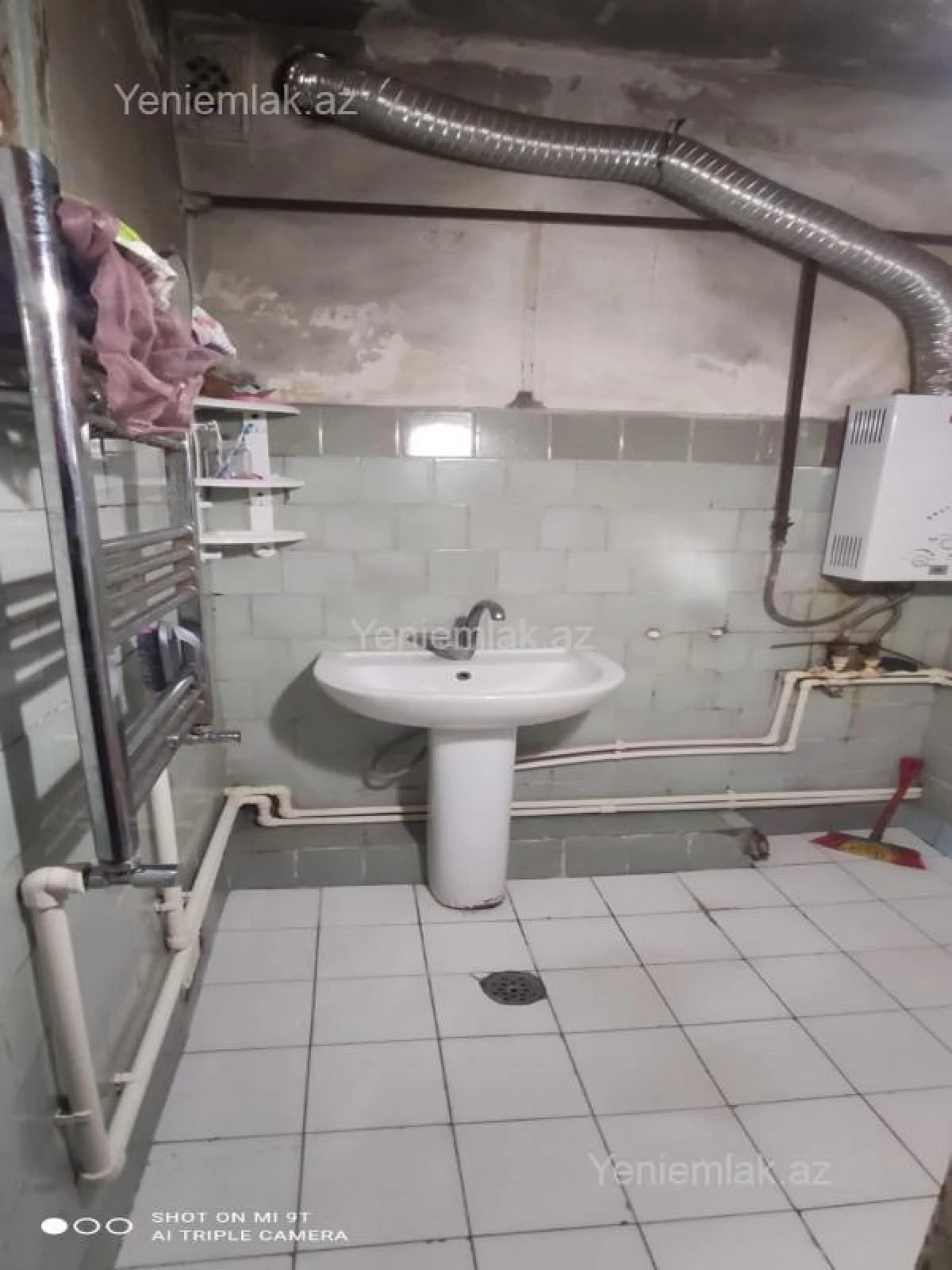 Satılır 3 otaqlı köhnə tikili 76 m²