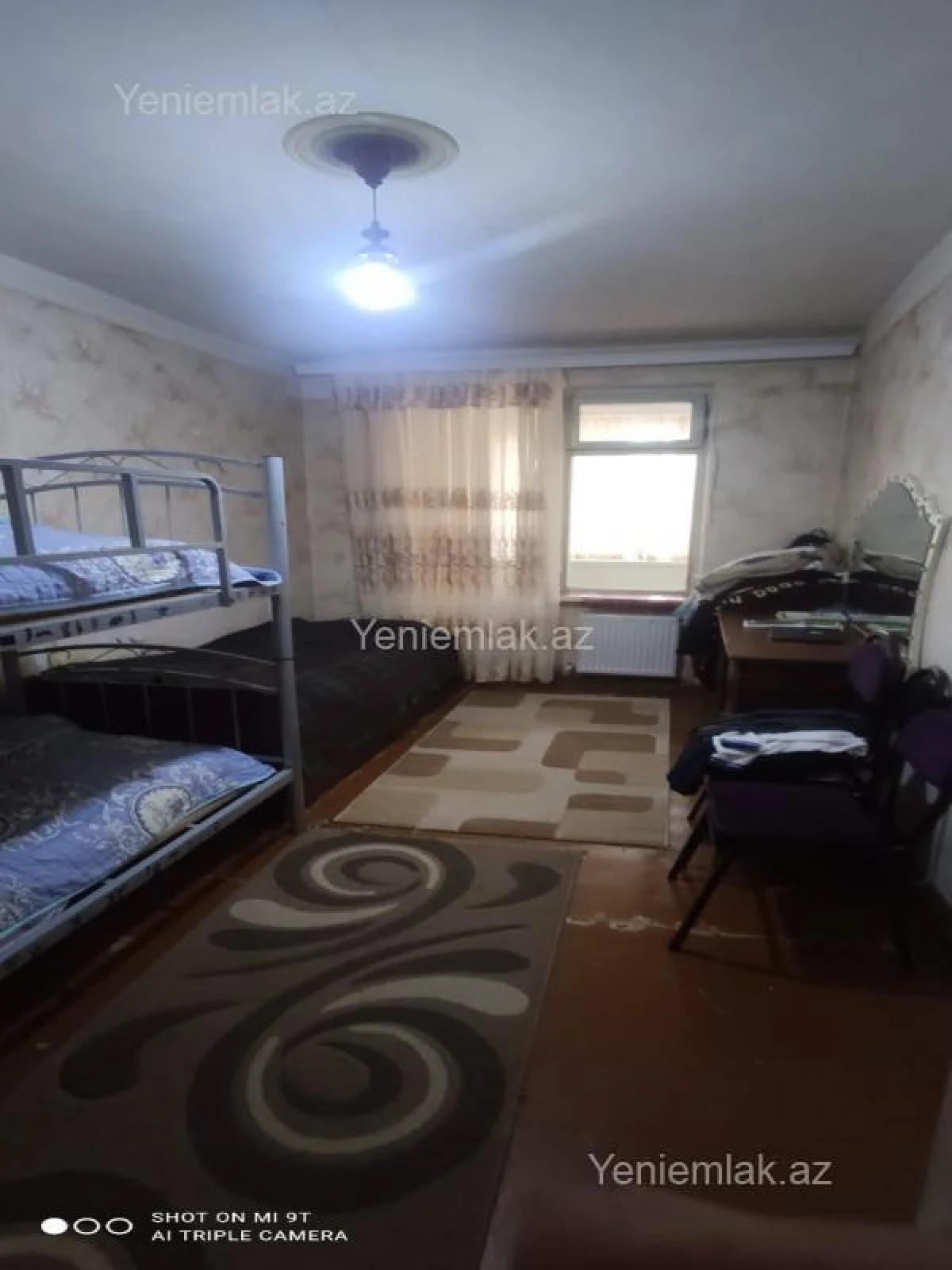 Satılır 3 otaqlı köhnə tikili 76 m²