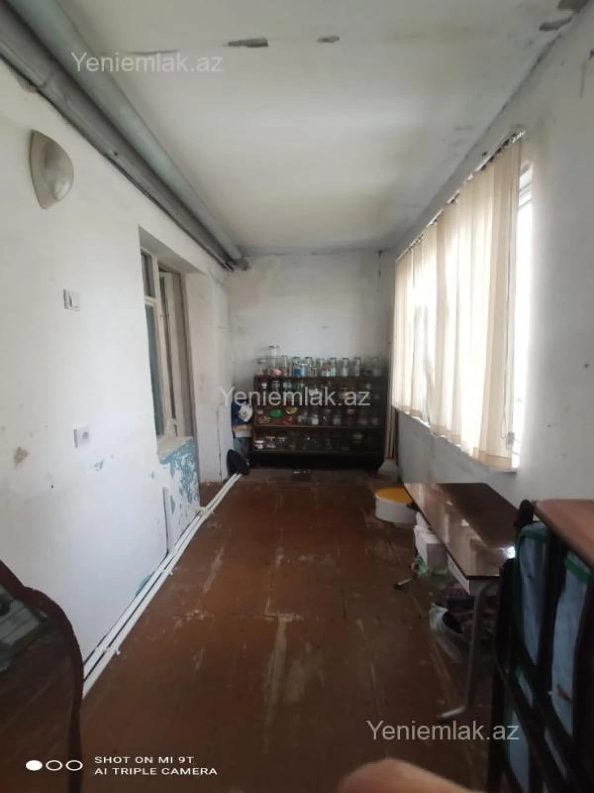 Satılır 3 otaqlı köhnə tikili 76 m²