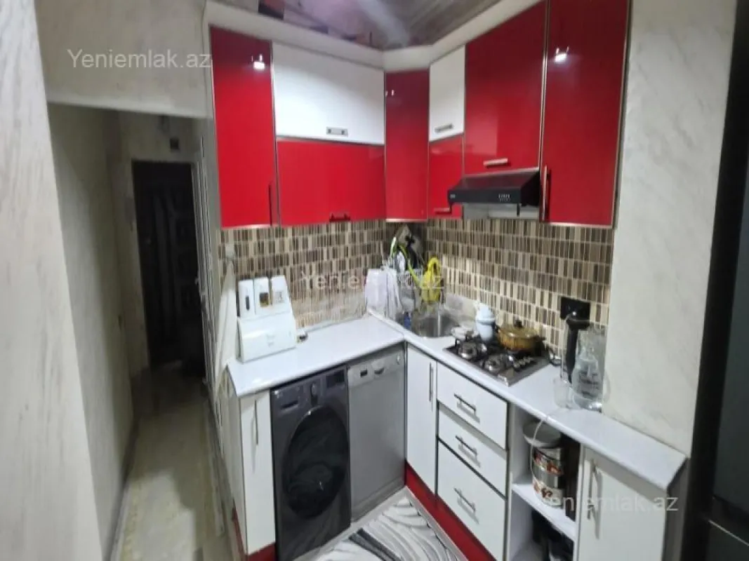 Satılır 2 otaqlı köhnə tikili 55 m²