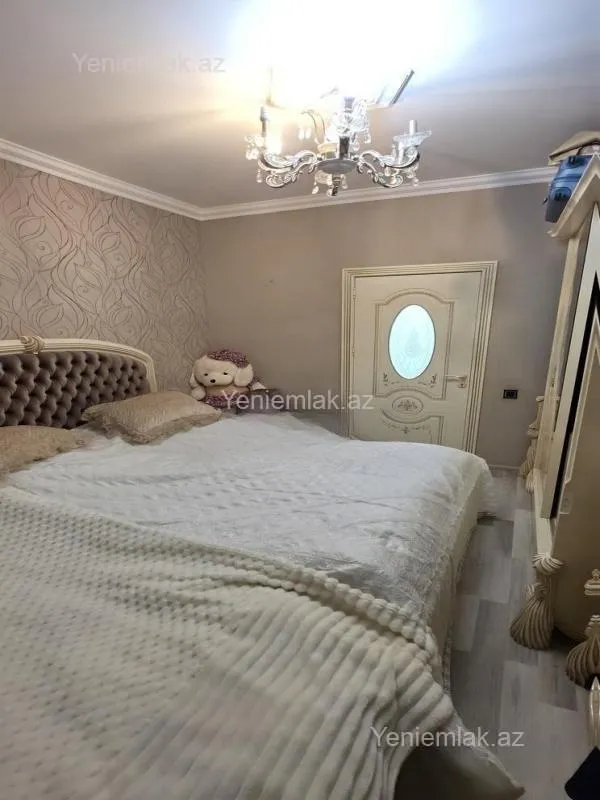 Satılır 2 otaqlı köhnə tikili 55 m²