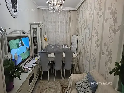 Satılır 2 otaqlı köhnə tikili 55 m²