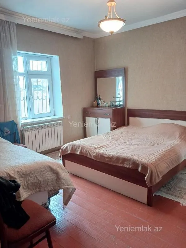 Satılır 2 otaqlı həyət evi 80 m²