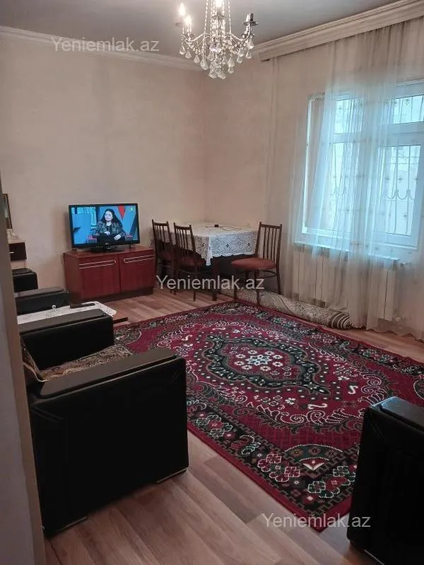 Satılır 2 otaqlı həyət evi 80 m²