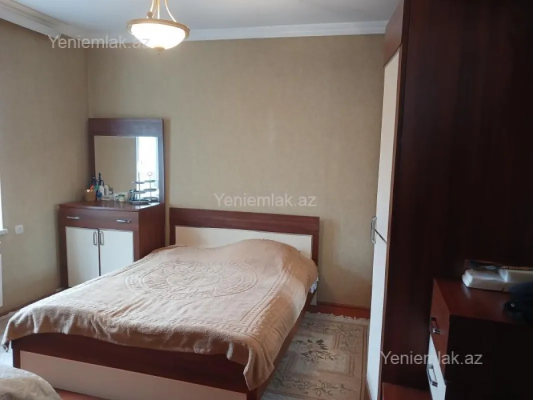 Satılır 2 otaqlı həyət evi 80 m²
