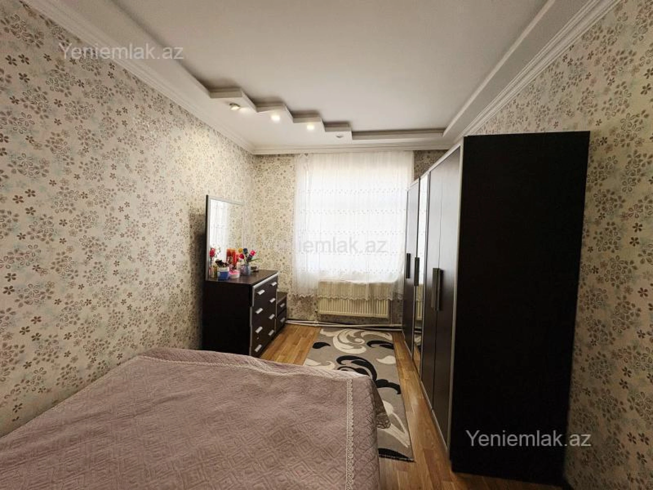 Satılır 4 otaqlı köhnə tikili 85 m²