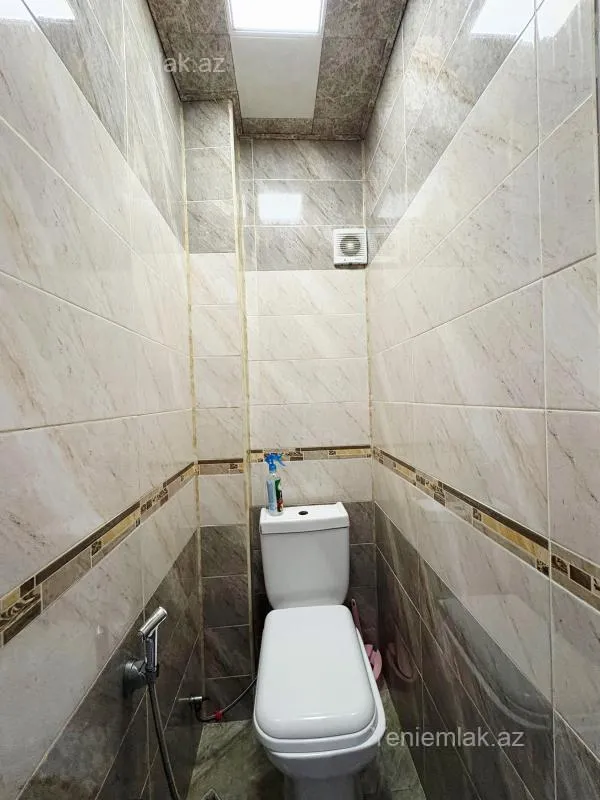 Satılır 4 otaqlı köhnə tikili 85 m²